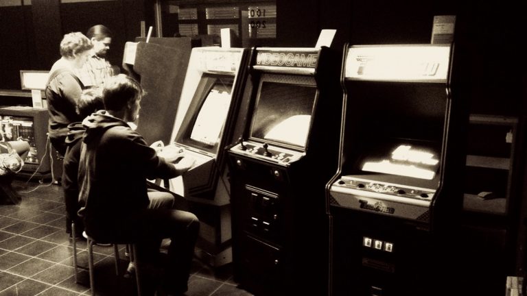 1989 in der Arcade – wie sich Spielhallen damals anfühlten 1989 in der Arcade – wie sich Spielhallen damals anfühlten