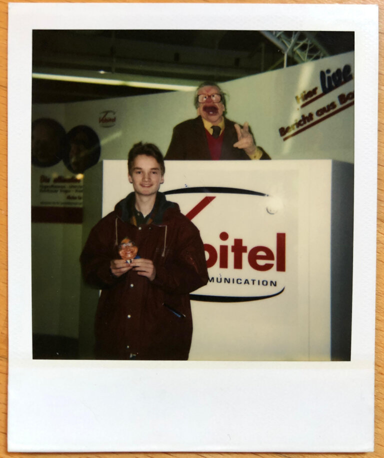 Dieses Polaroid von mir entstand auf der CeBIT im Jahr 1995. (Bild: Steffen Anton)